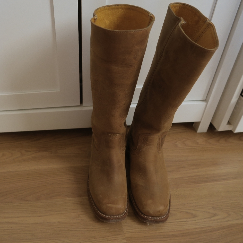 FRYE Campus Boots